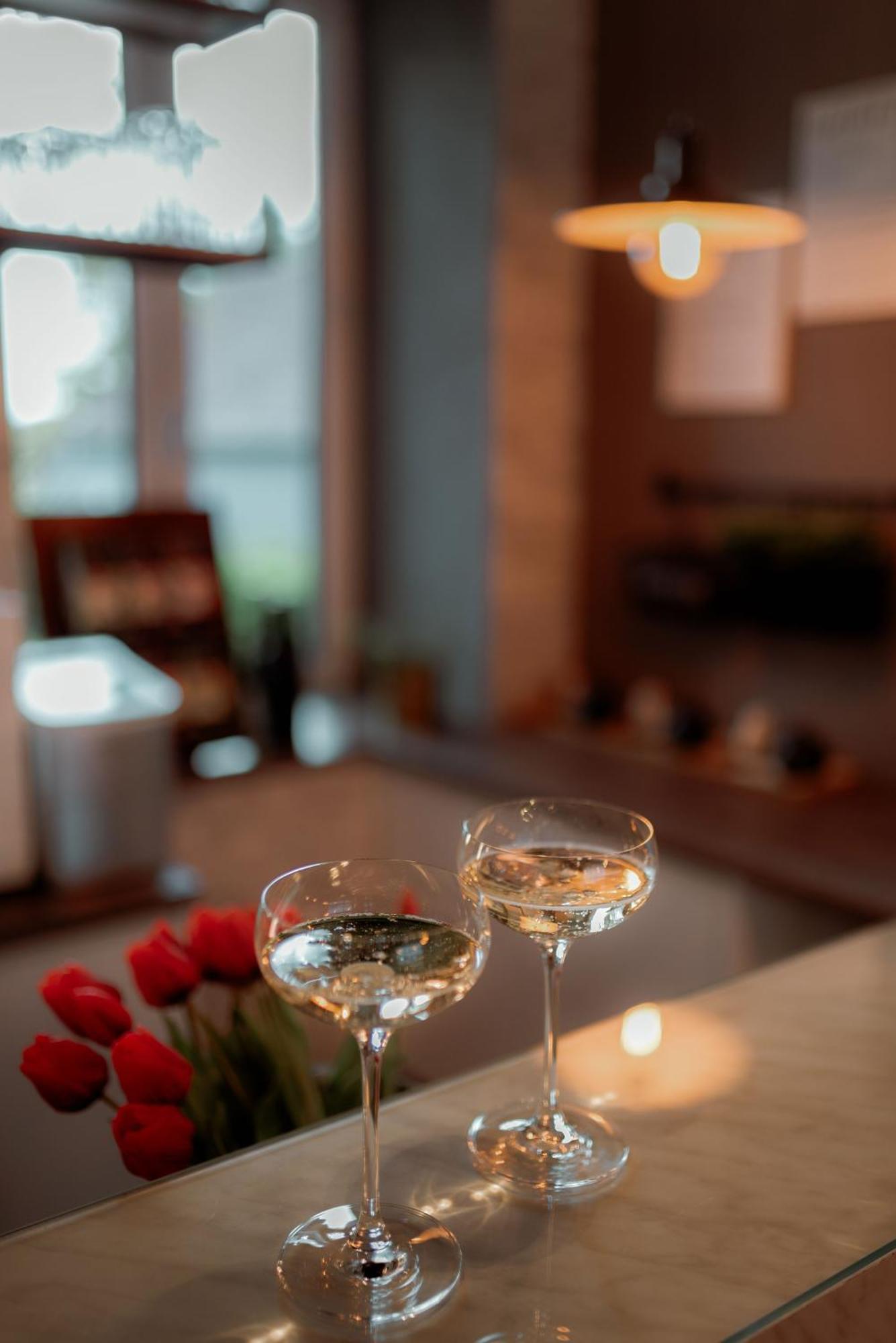 NED Hotel Graz Buitenkant foto