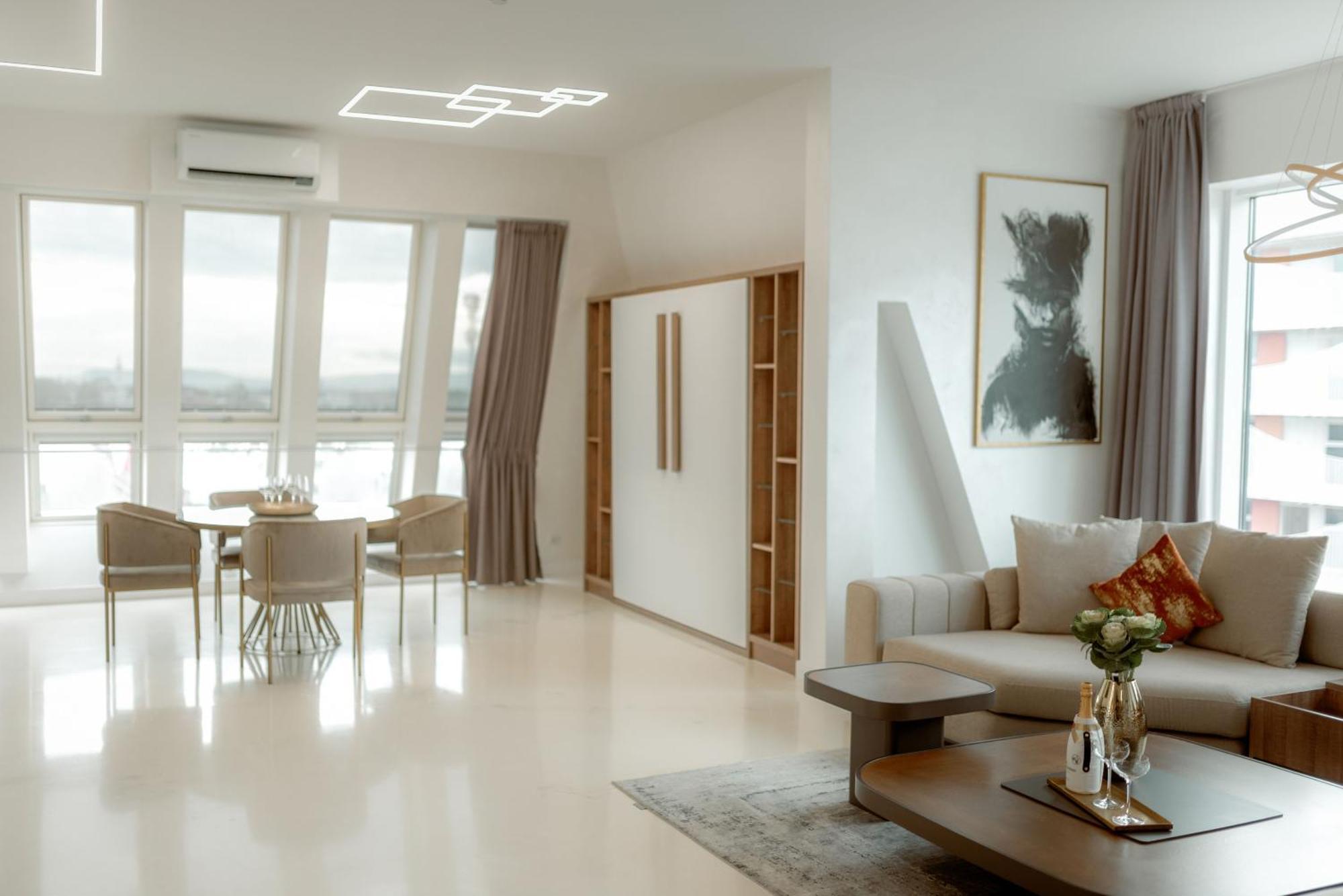 NED Hotel Graz Buitenkant foto