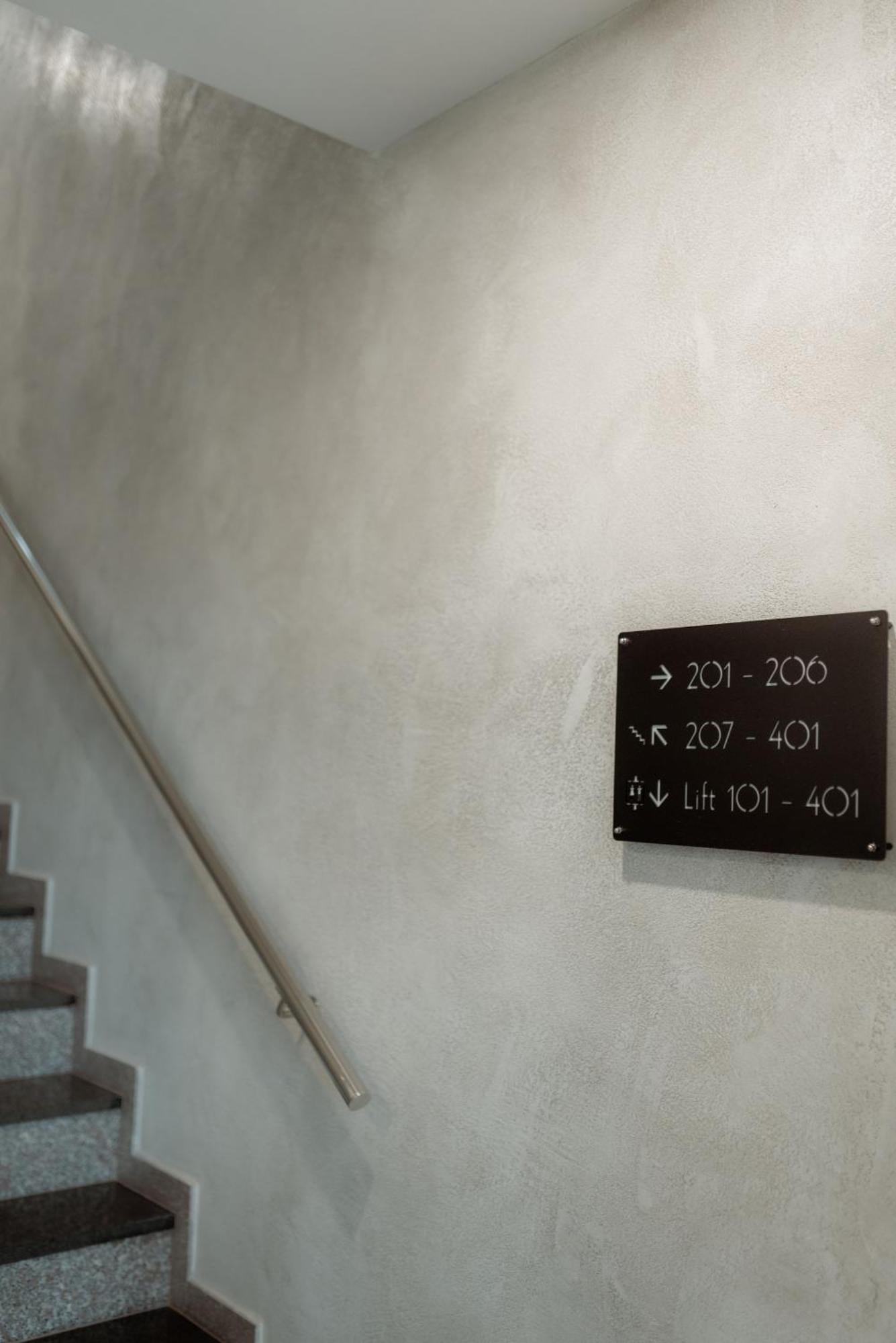 NED Hotel Graz Buitenkant foto